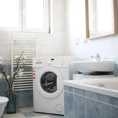 Floor Manderla Daire *